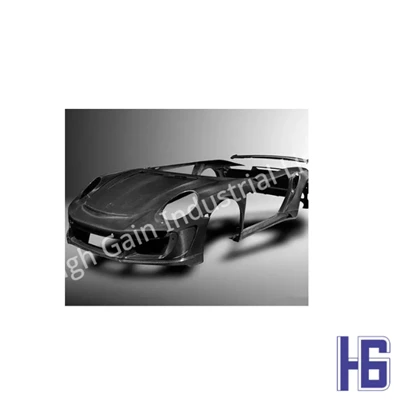 How does the temperature change during the molding process of carbon fiber pr...