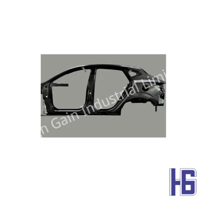 Why is pressure control important in the molding process of carbon fiber prod...